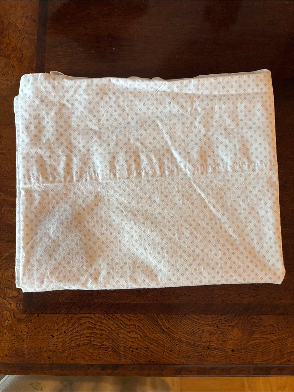 1 Ralph Lauren White Patterned Cotton Pillowcase - Soft Home Bedding
